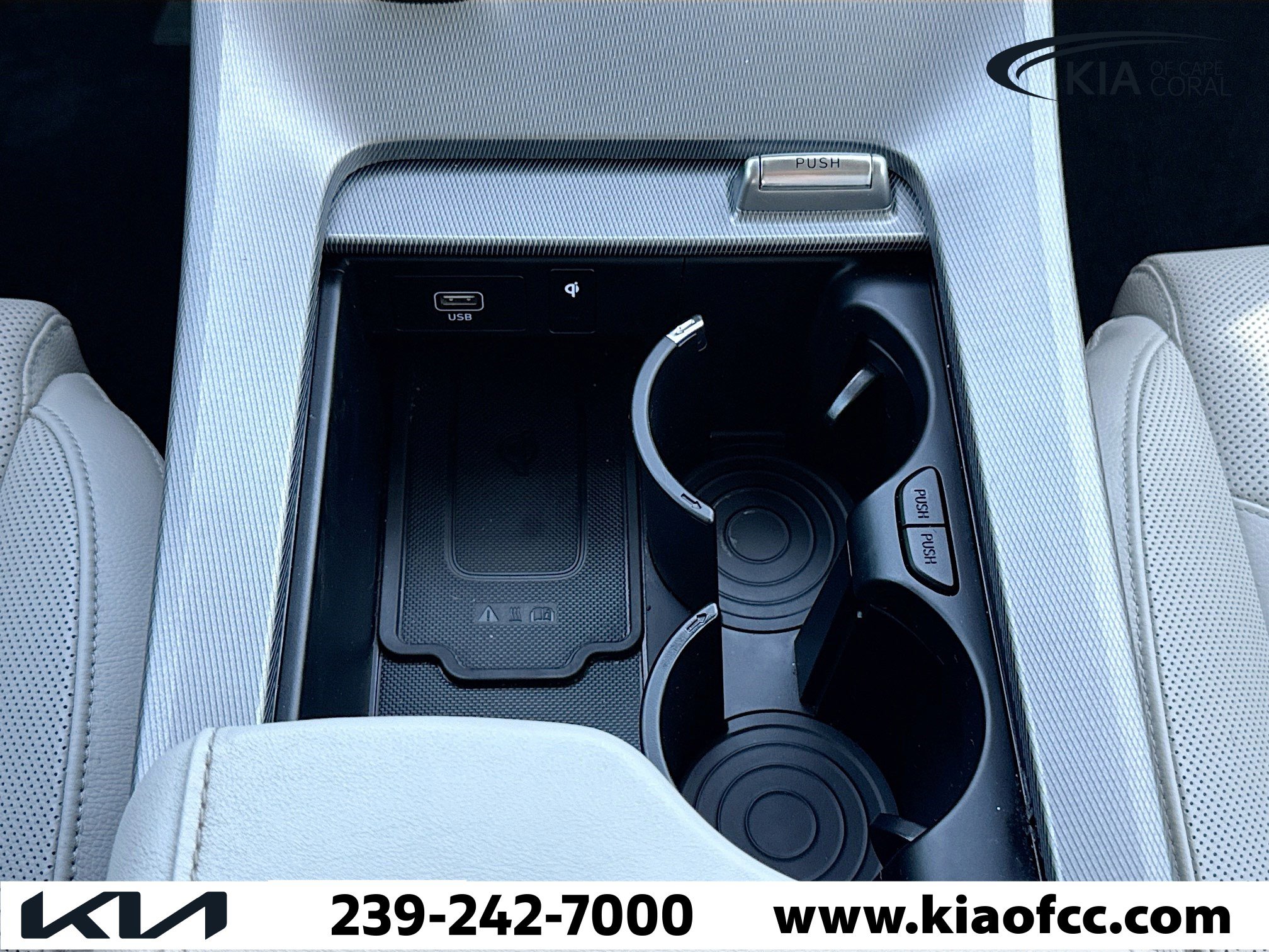 Used 2021 Hyundai Palisade SEL w/ Premium Package image 32