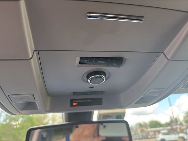 Used 2020 Cadillac Escalade ESV 4WD image 19