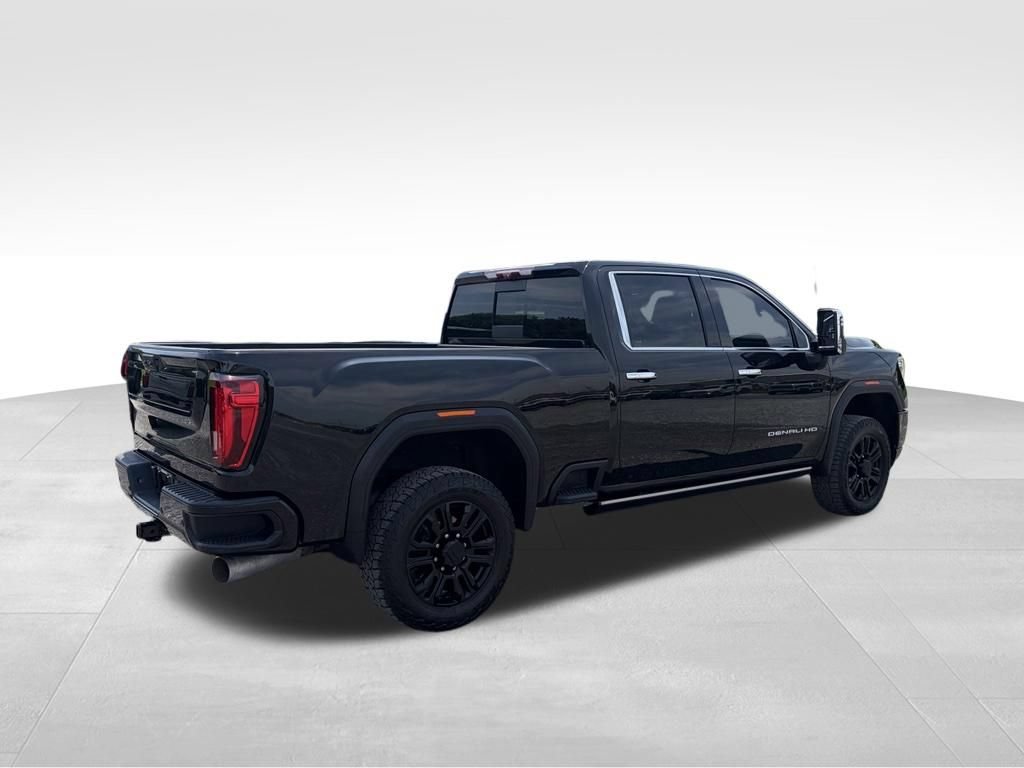 Used 2022 GMC Sierra 2500 Denali w/ Denali Black Diamond Edition AWD/4WD image 20