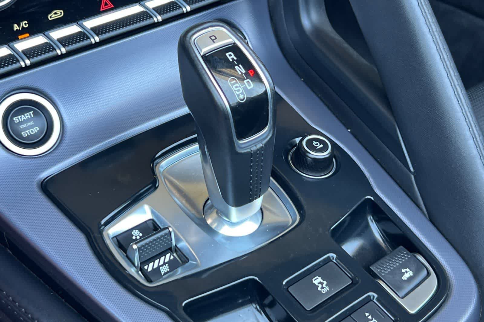 Used 2020 Jaguar F-TYPE Convertible RWD image 28