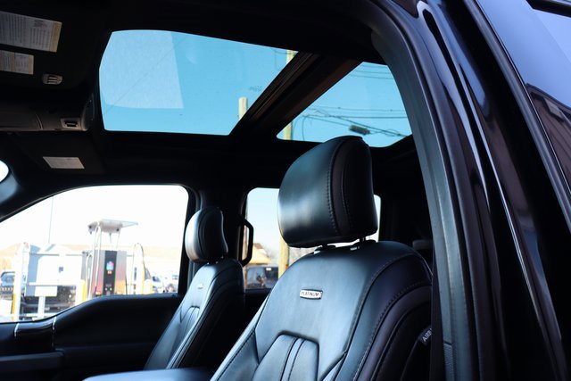 Used 2017 Ford F150 Platinum w/ Equipment Group 701A Luxury image 29