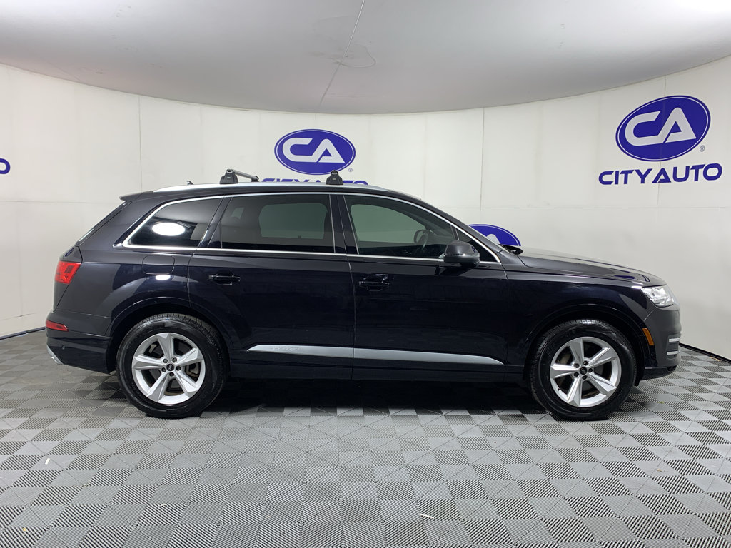Used 2019 Audi Q7 3.0T Premium Plus w/ Premium Plus Package AWD/4WD image 2