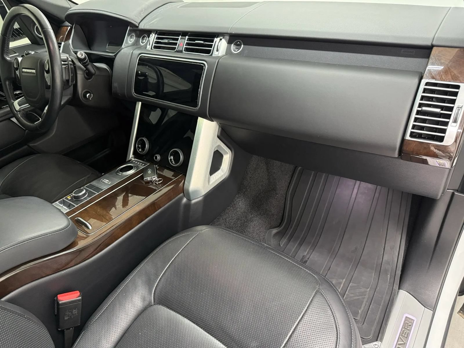 Used 2021 Land Rover Range Rover P525 Westminster Edition LWB AWD/4WD image 12