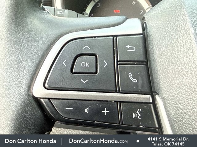 Used 2024 Toyota Highlander XSE FWD image 30