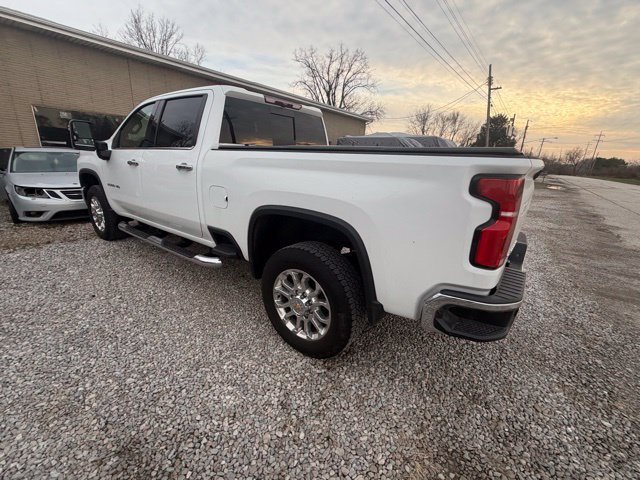 Used 2025 Chevrolet Silverado 2500 LTZ w/ LTZ Plus Package AWD/4WD image 15
