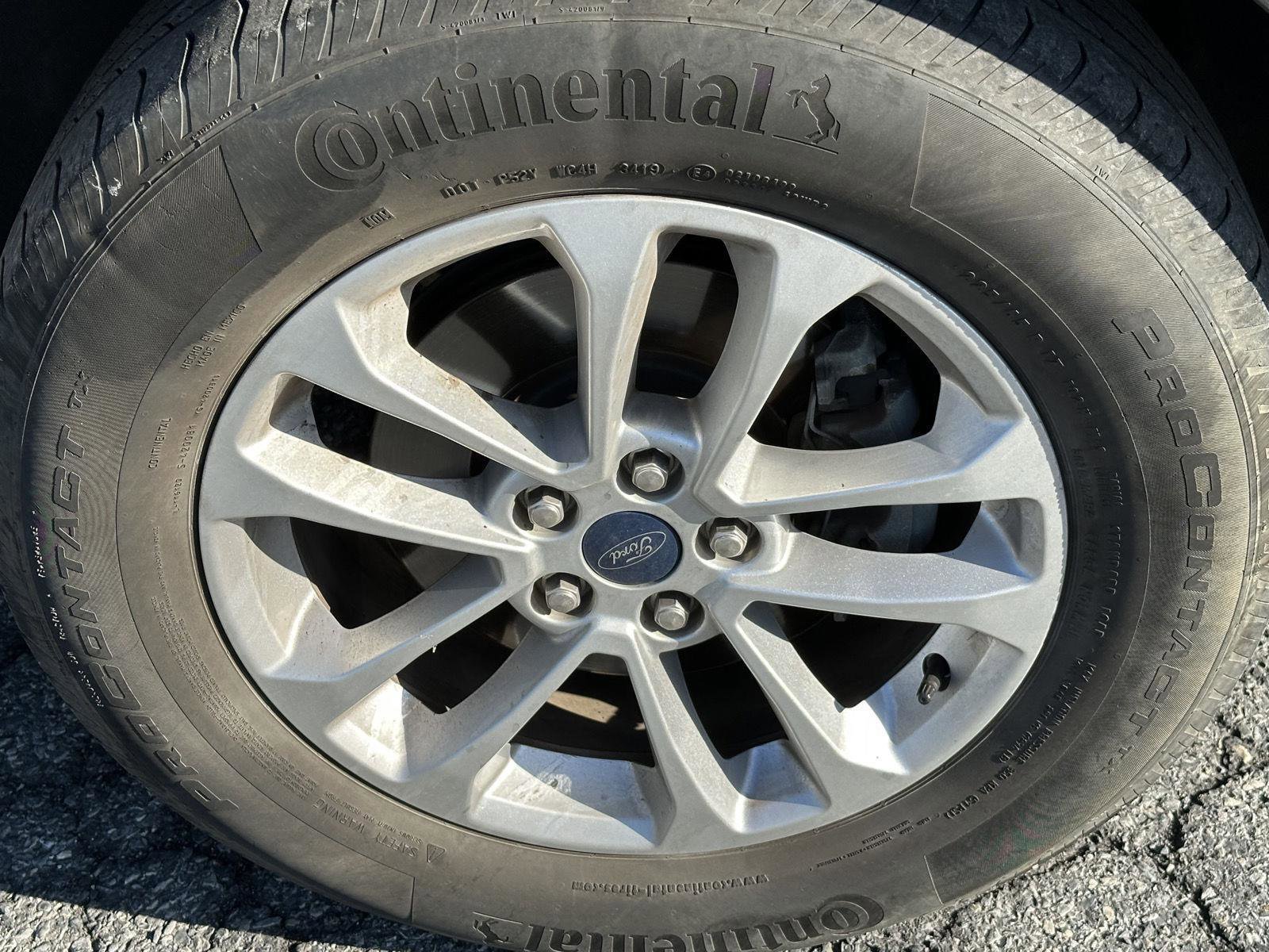 Used 2020 Ford Escape SE image 10