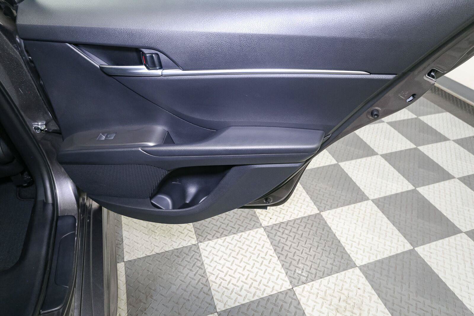 Certified 2024 Toyota Camry SE AWD/4WD image 22