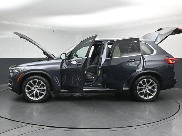 Used 2019 BMW X5 xDrive40i w/ Convenience Package AWD/4WD image 59