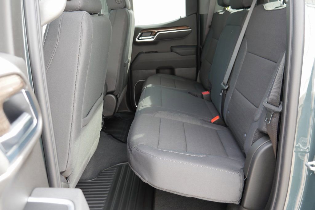 New 2026 Chevrolet Silverado 1500 LT image 25