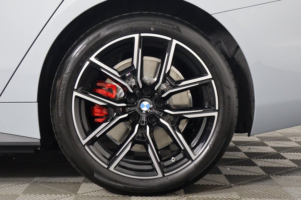 New 2026 BMW i4 eDrive40 w/ M Sport Package RWD image 10