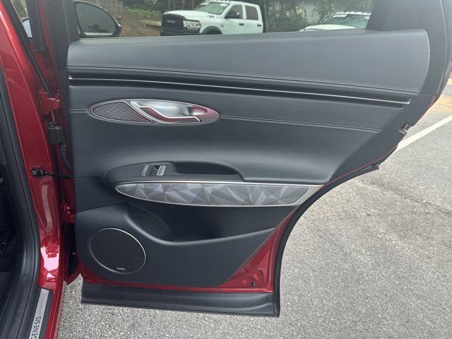 Used 2025 Genesis GV70 3.5T Sport w/ Sport Advanced Package image 19