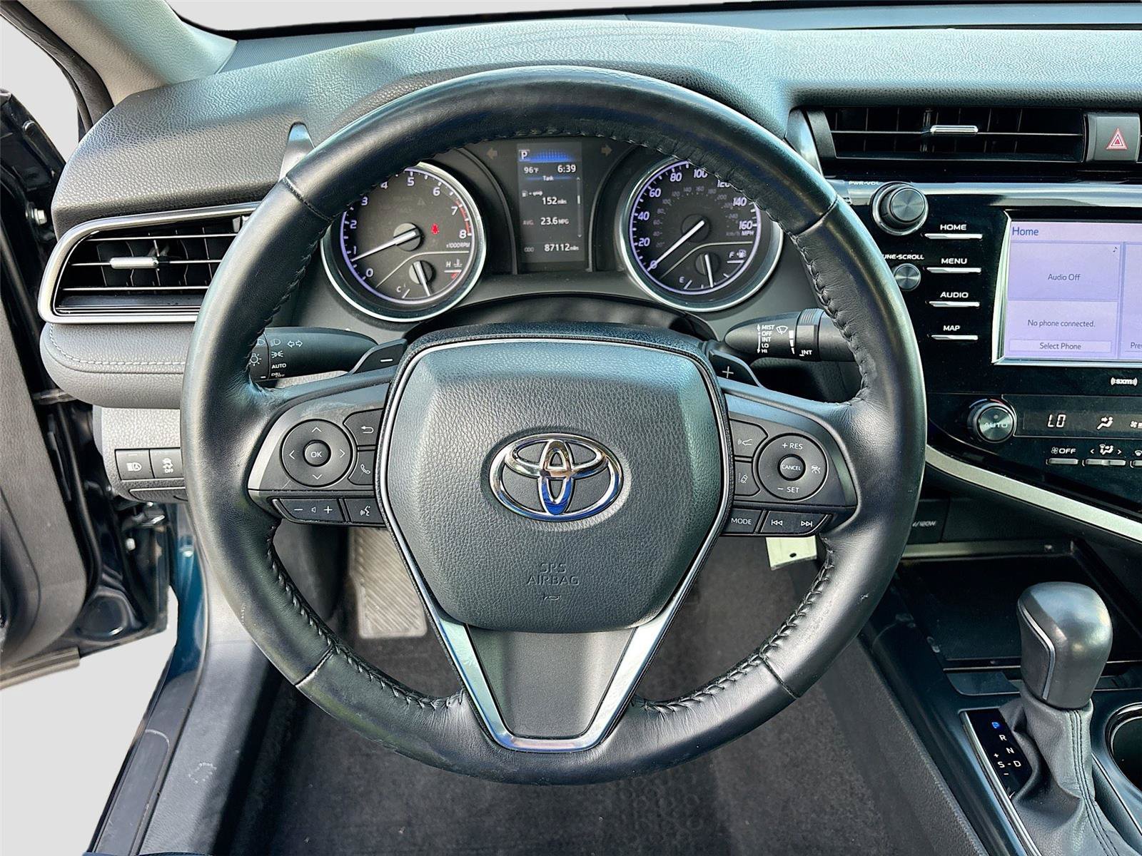 Used 2020 Toyota Camry SE FWD image 13
