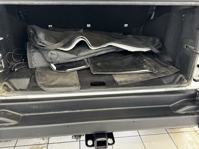 Used 2018 Jeep Wrangler Unlimited Sport image 32