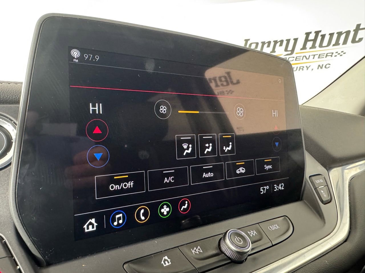 Used 2024 Chevrolet Blazer LT w/ Convenience Package image 16