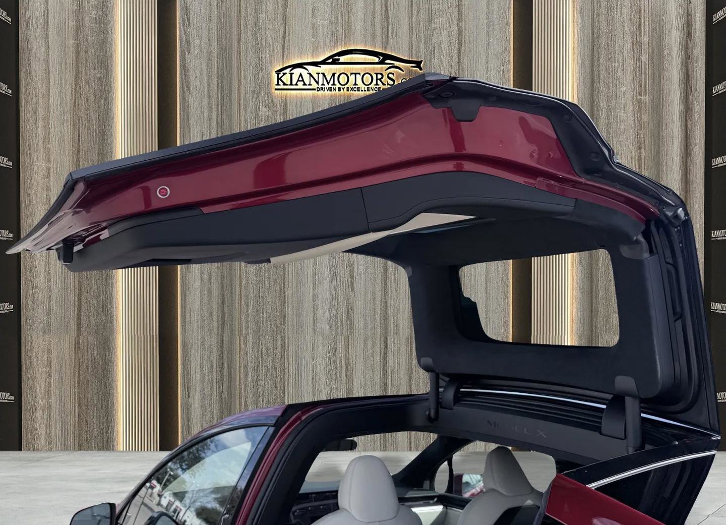 Used 2025 Tesla Model X Plaid image 42