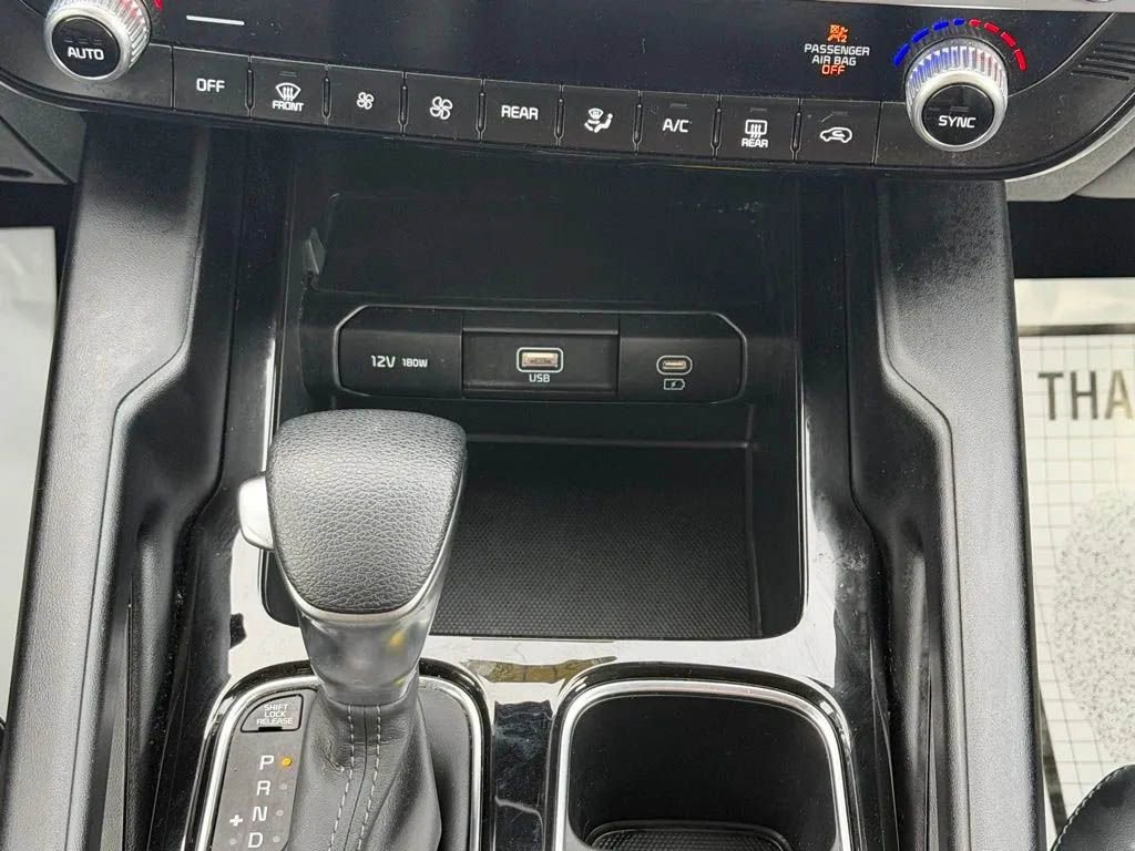 Used 2024 Kia Telluride LX image 24