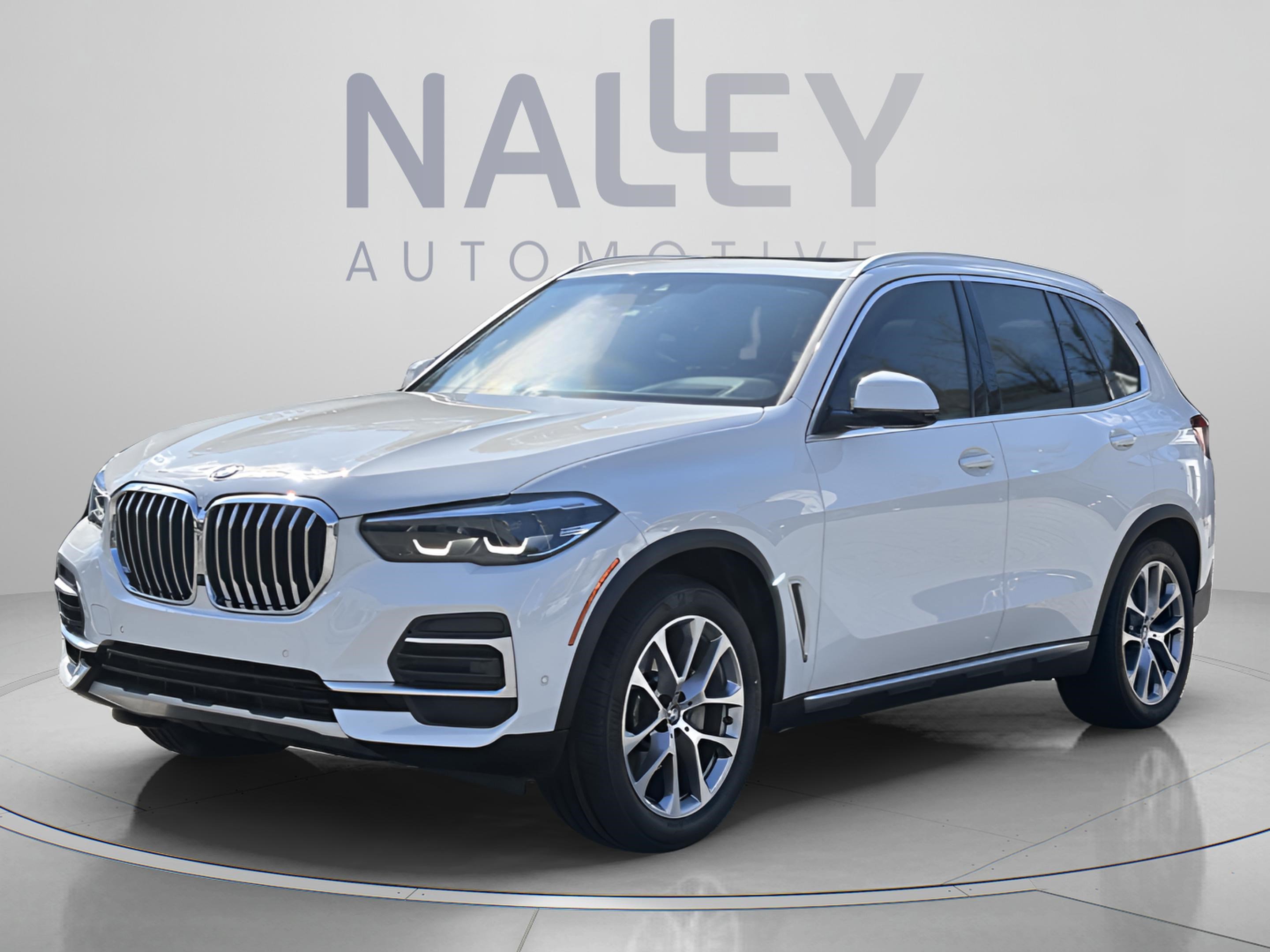 Certified 2023 BMW X5 xDrive40i w/ Premium Package AWD/4WD image 1