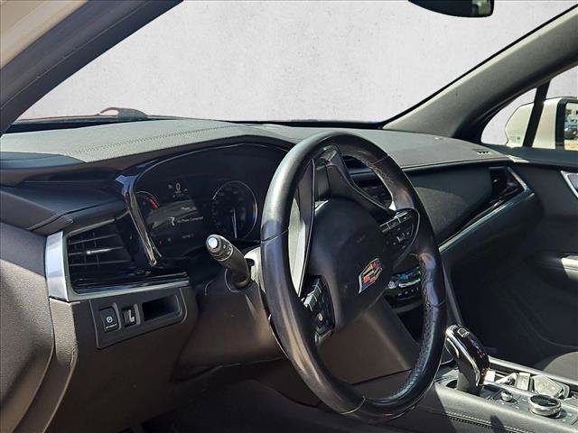 Used 2022 Cadillac XT6 Luxury FWD image 9