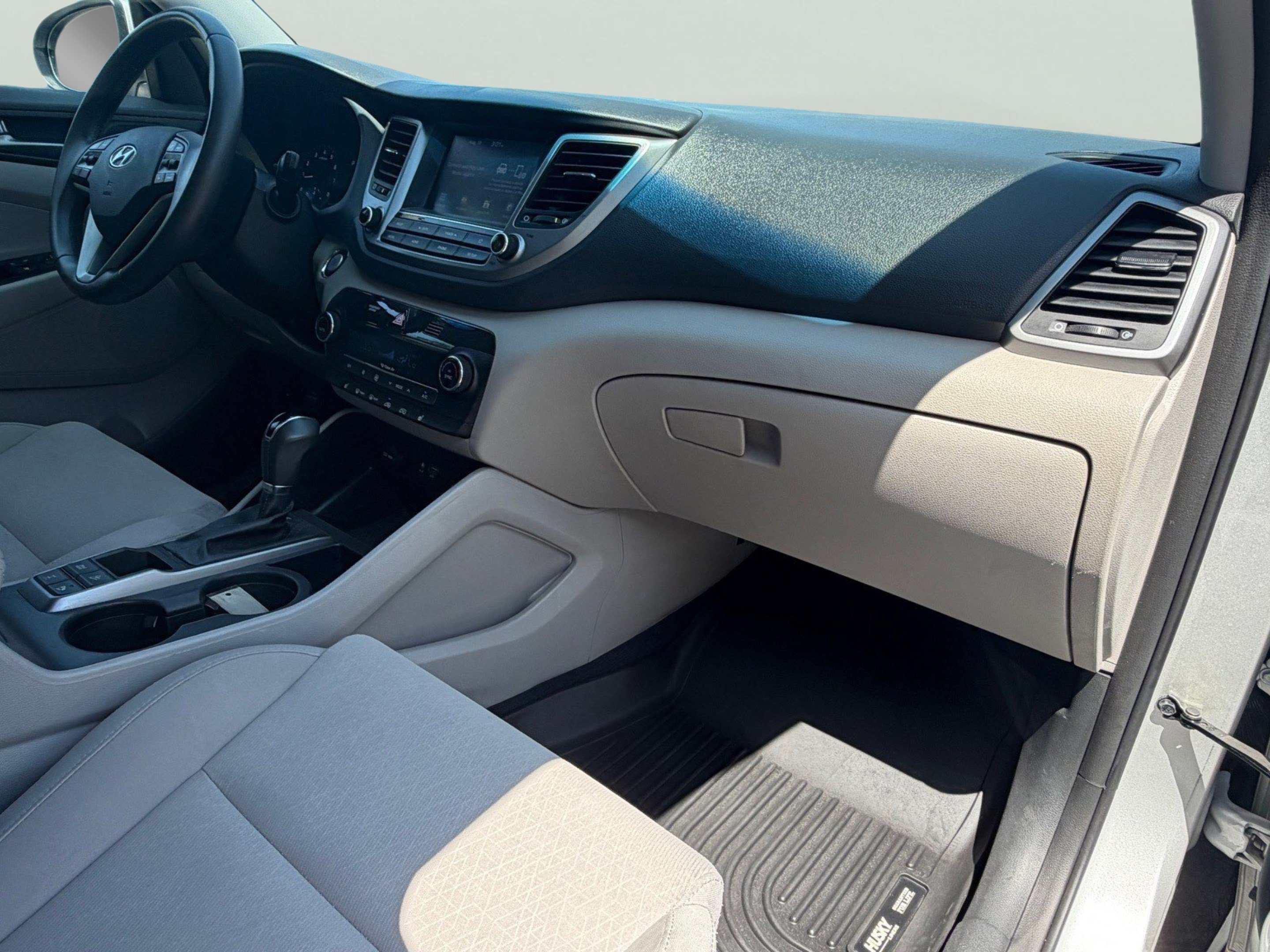 Used 2018 Hyundai Tucson Value AWD/4WD image 16