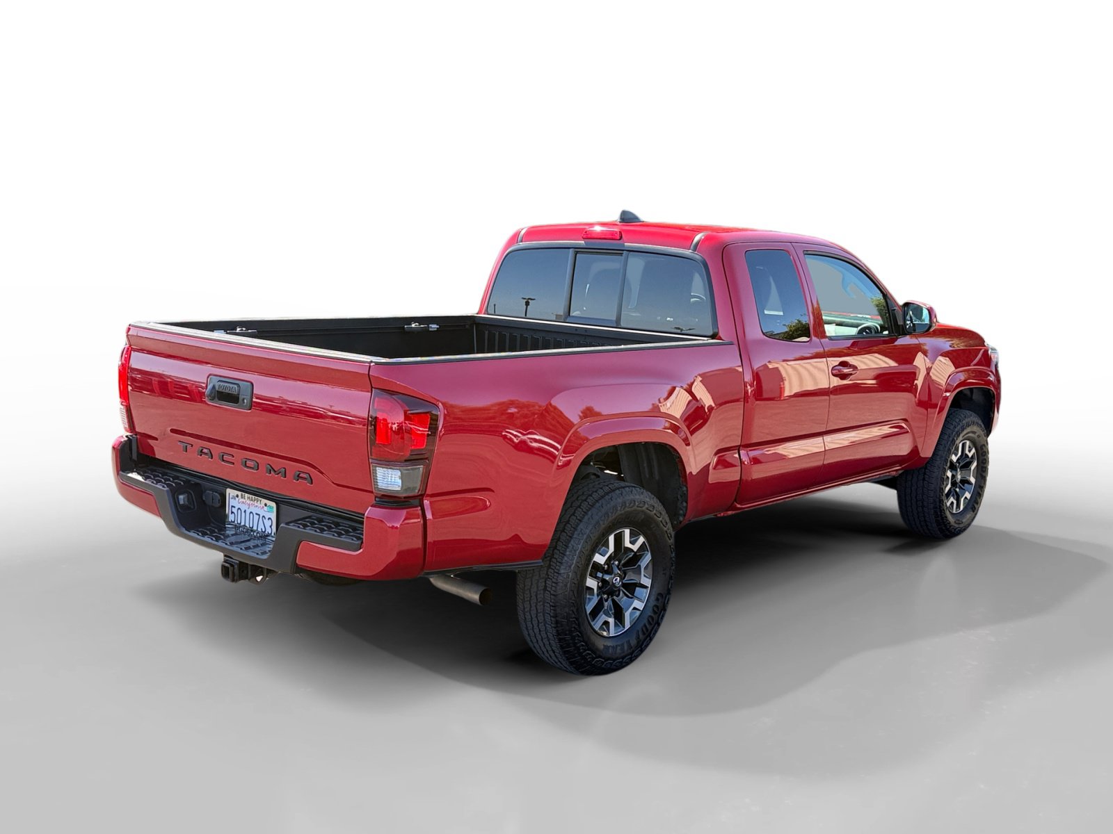 Used 2023 Toyota Tacoma SR AWD/4WD image 5