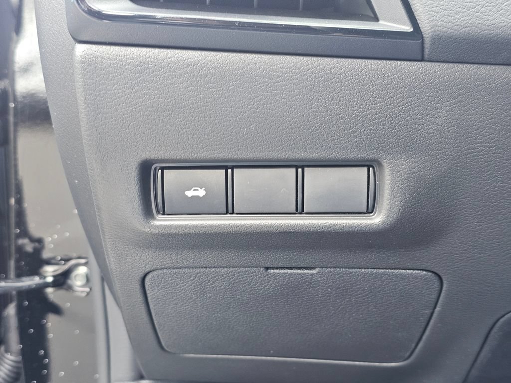 New 2026 Nissan Sentra SL w/ Floor Mat Package FWD image 30