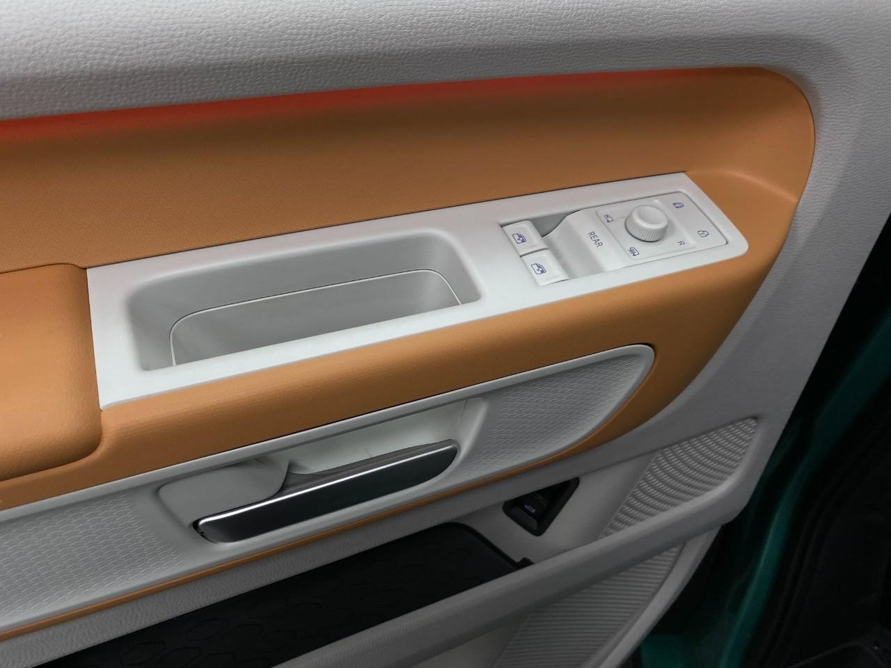 New 2025 Volkswagen ID. Buzz 1st Edition image 28