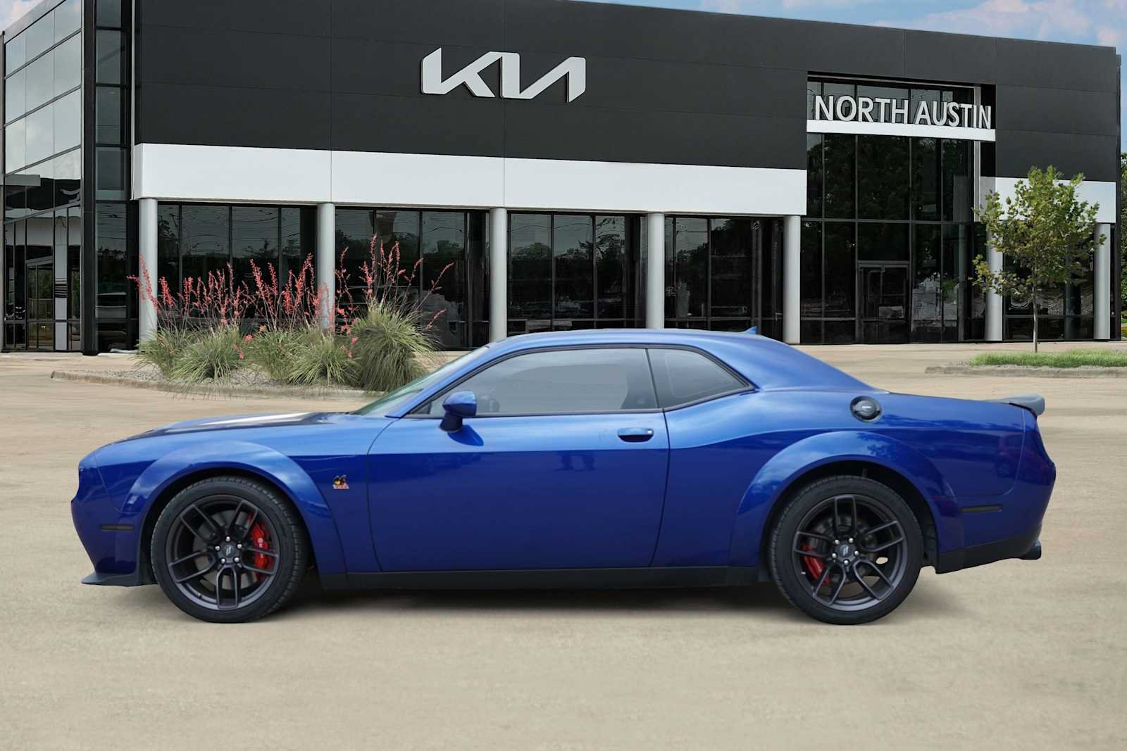 Used 2020 Dodge Challenger R/T Scat Pack RWD image 3