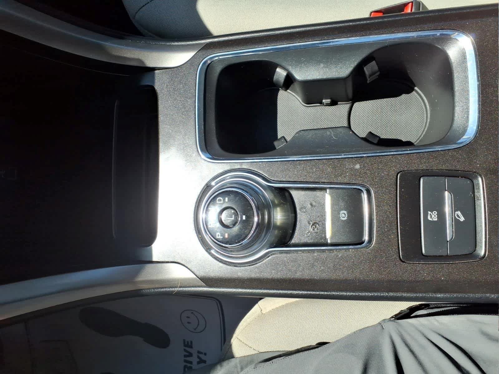 Used 2018 Ford Fusion S FWD image 21