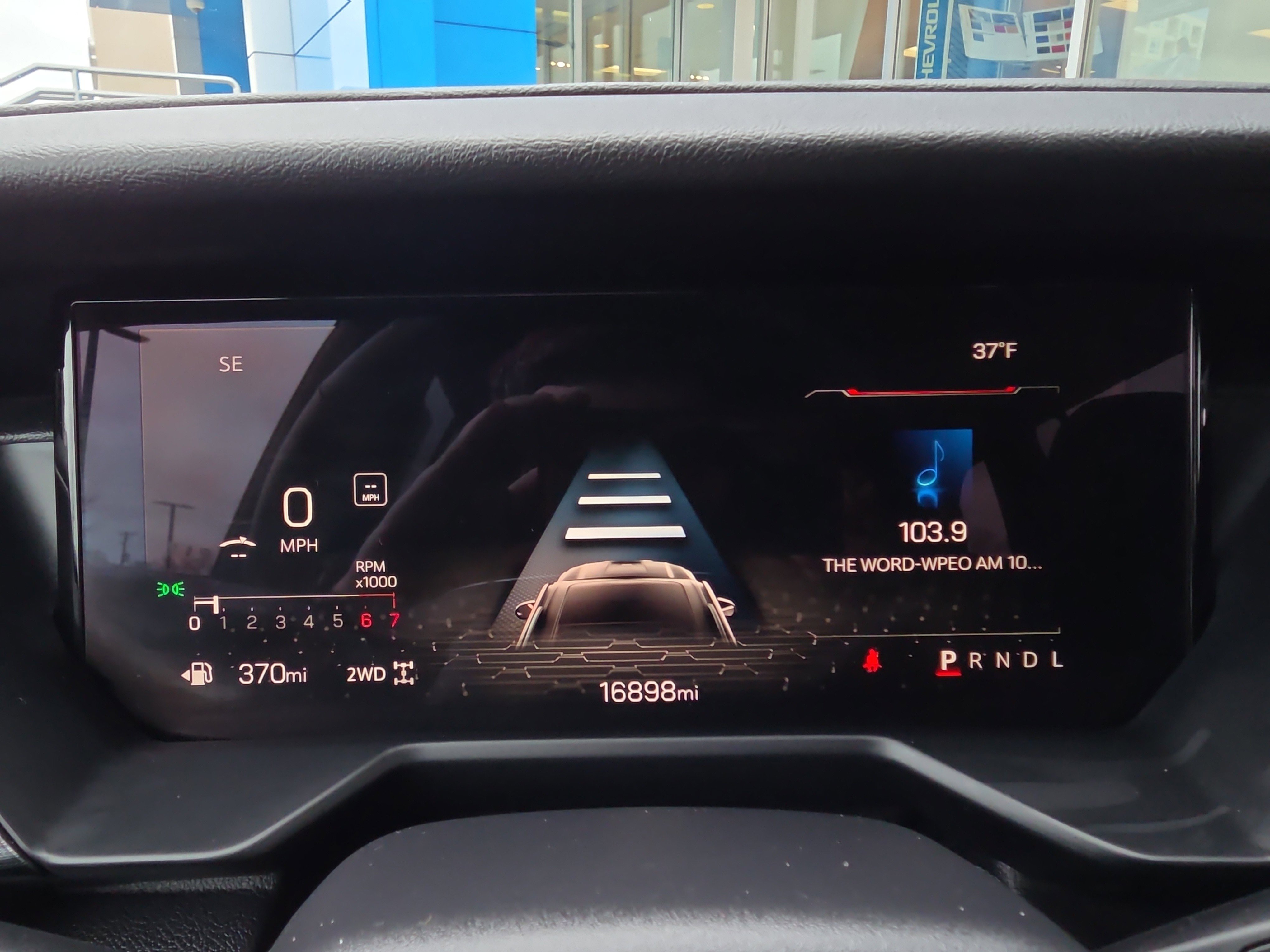 Used 2025 GMC Acadia Elevation image 23