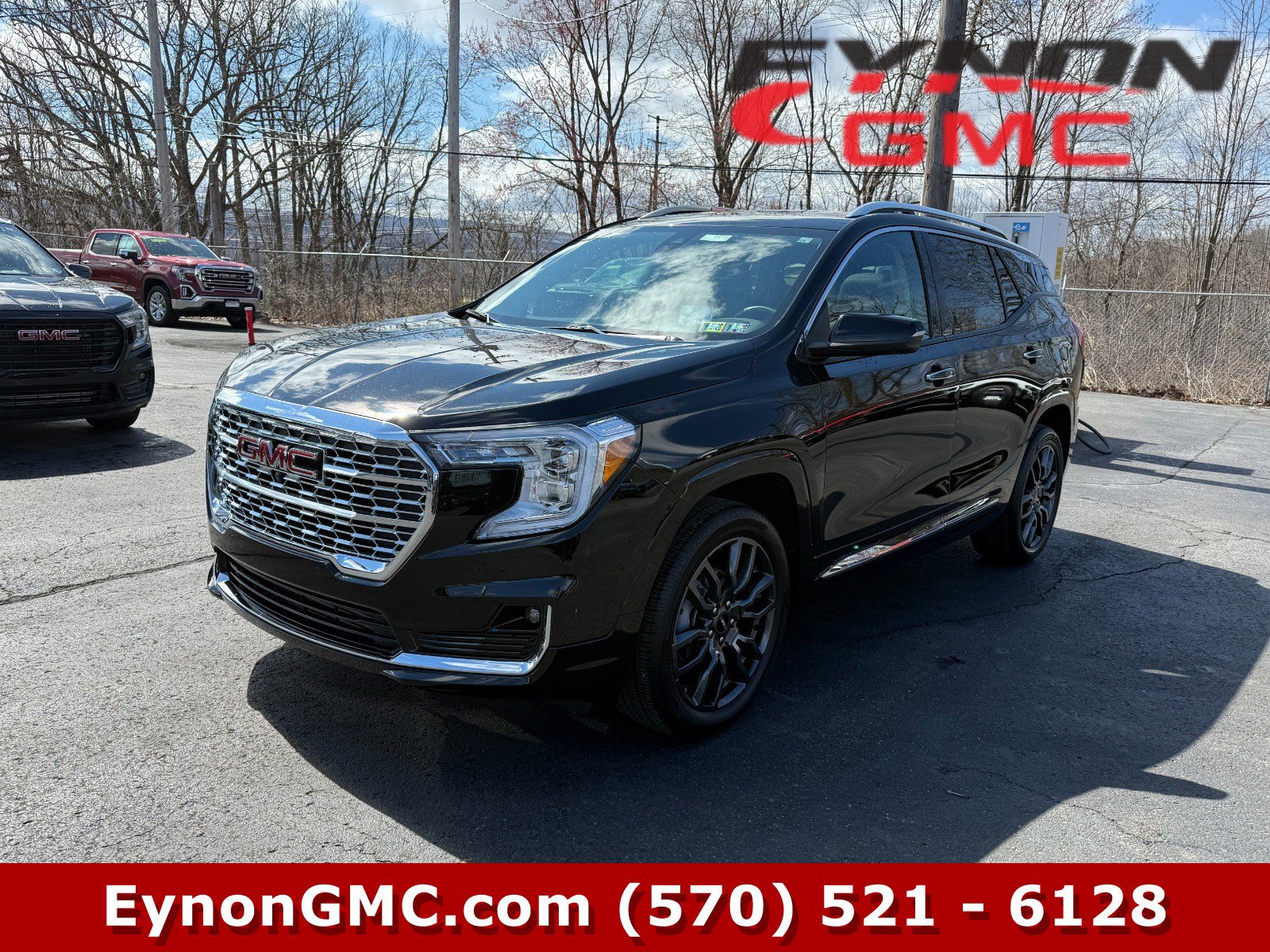 Used 2024 GMC Terrain Denali w/ Black Diamond Edition