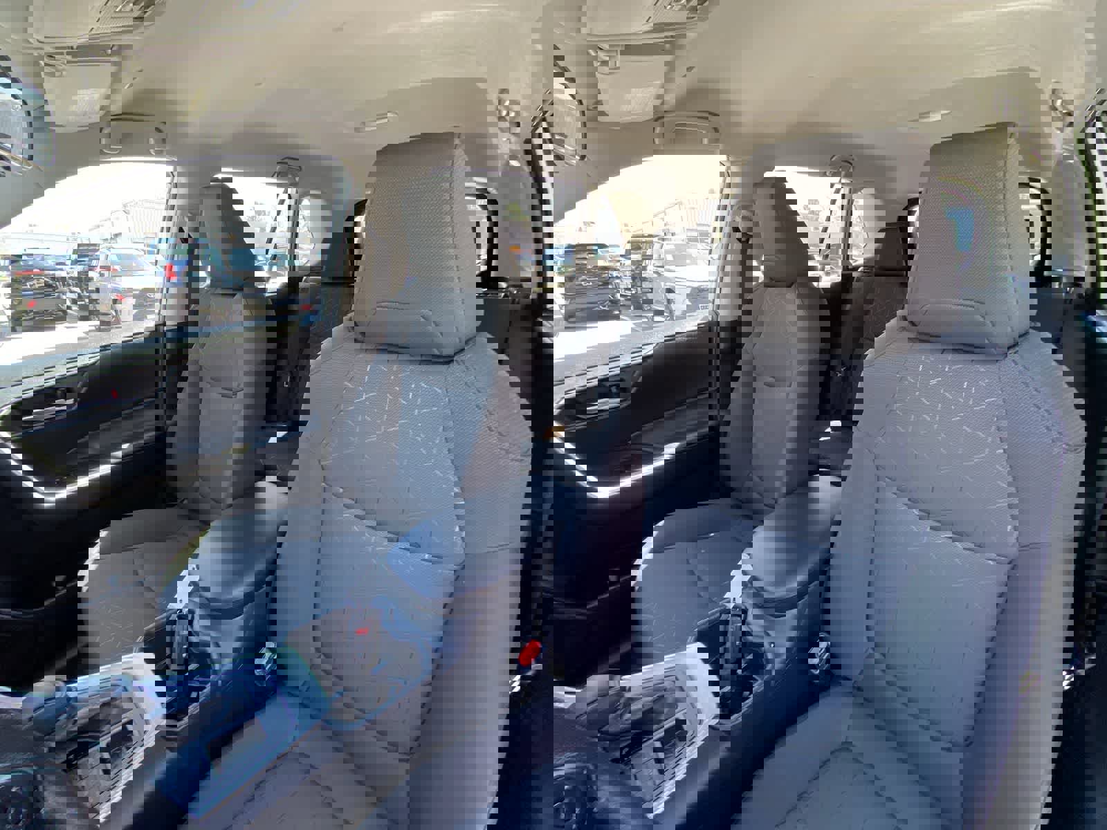 Used 2025 Toyota RAV4 XLE image 20