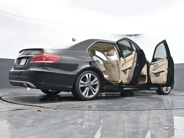 Used 2016 Mercedes-Benz E 350 4MATIC Sedan image 69