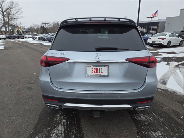 Used 2025 Mercedes-Benz GLE 350 4MATIC image 4