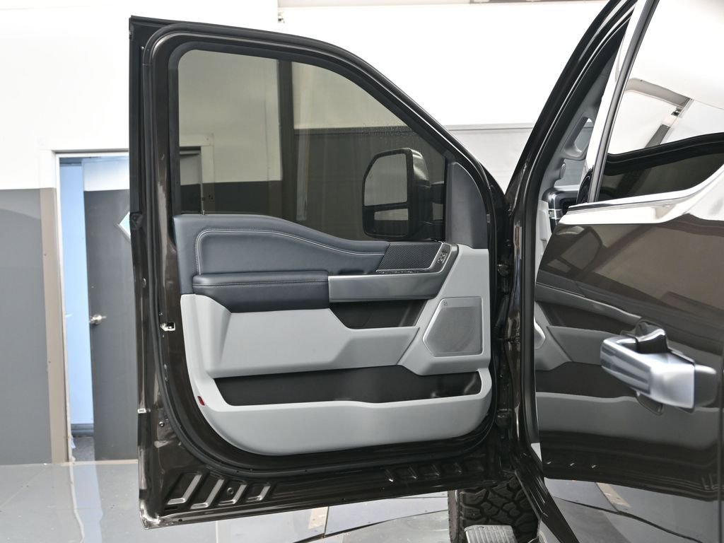 Used 2024 Ford F250 Limited w/ FX4 Off-Road Package image 8