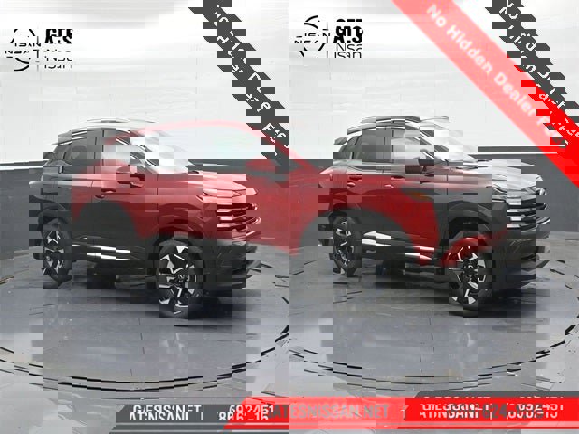 New 2025 Nissan Kicks SV w/ SV Premium Package