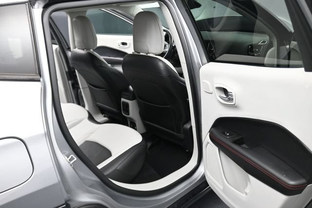 Used 2021 Jeep Compass Limited AWD/4WD image 19