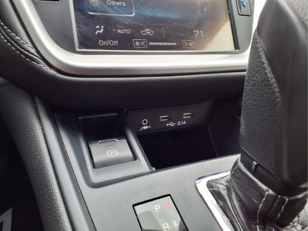 Used 2021 Subaru Outback AWD/4WD image 13