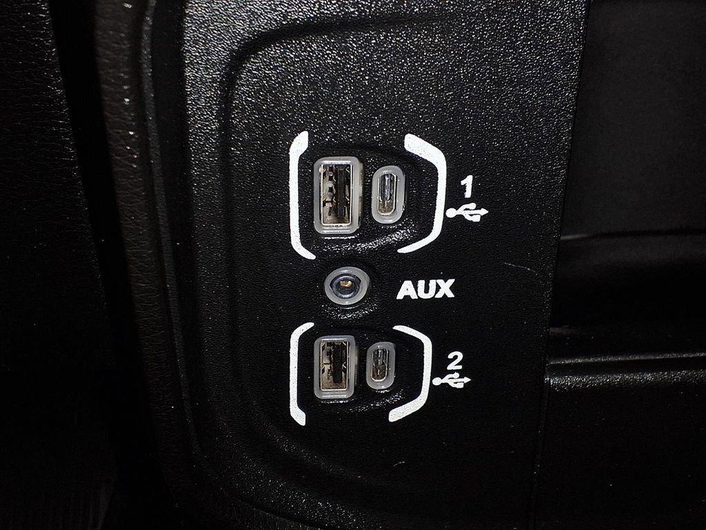 Used 2021 RAM 2500 Tradesman AWD/4WD image 23