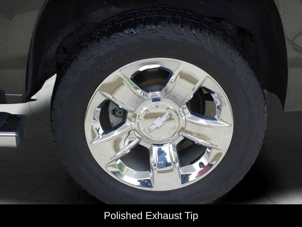 Used 2019 Chevrolet Tahoe LT w/ LT Signature Package image 38