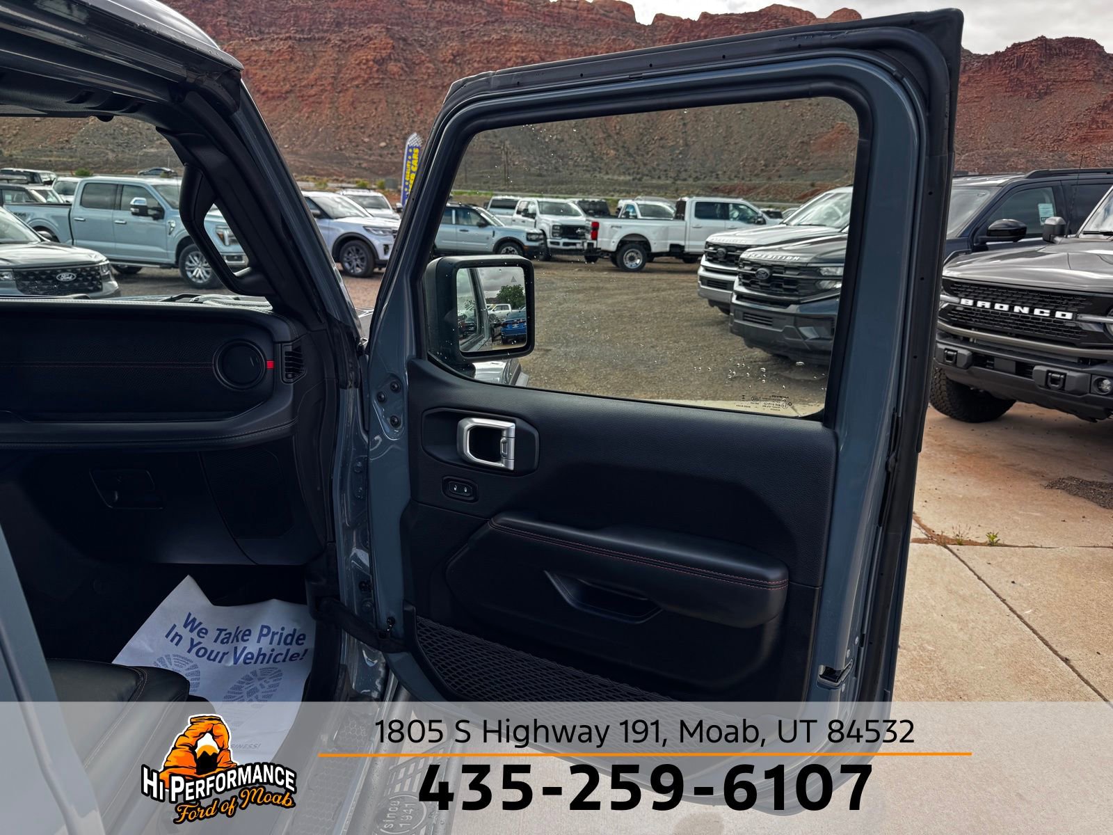 Used 2024 Jeep Wrangler Unlimited Rubicon AWD/4WD image 36