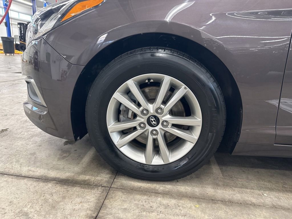 Used 2017 Hyundai Sonata SE FWD image 30