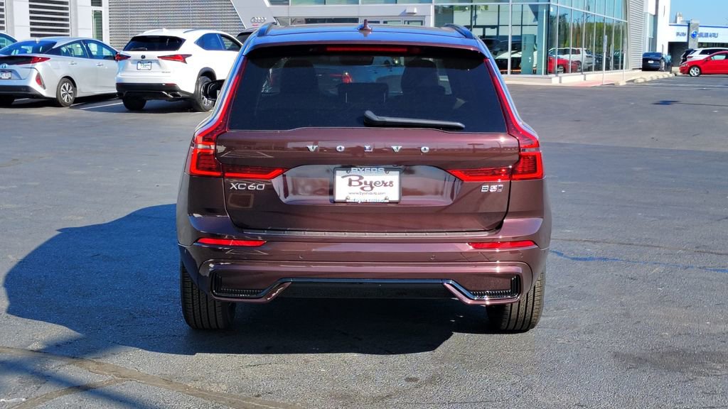New 2026 Volvo XC60 B5 Plus w/ Protection Package Premier AWD/4WD image 33