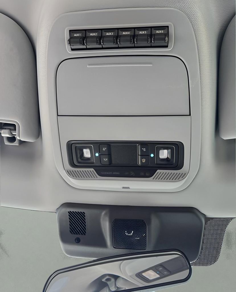 Used 2025 Ford F450 XL image 21