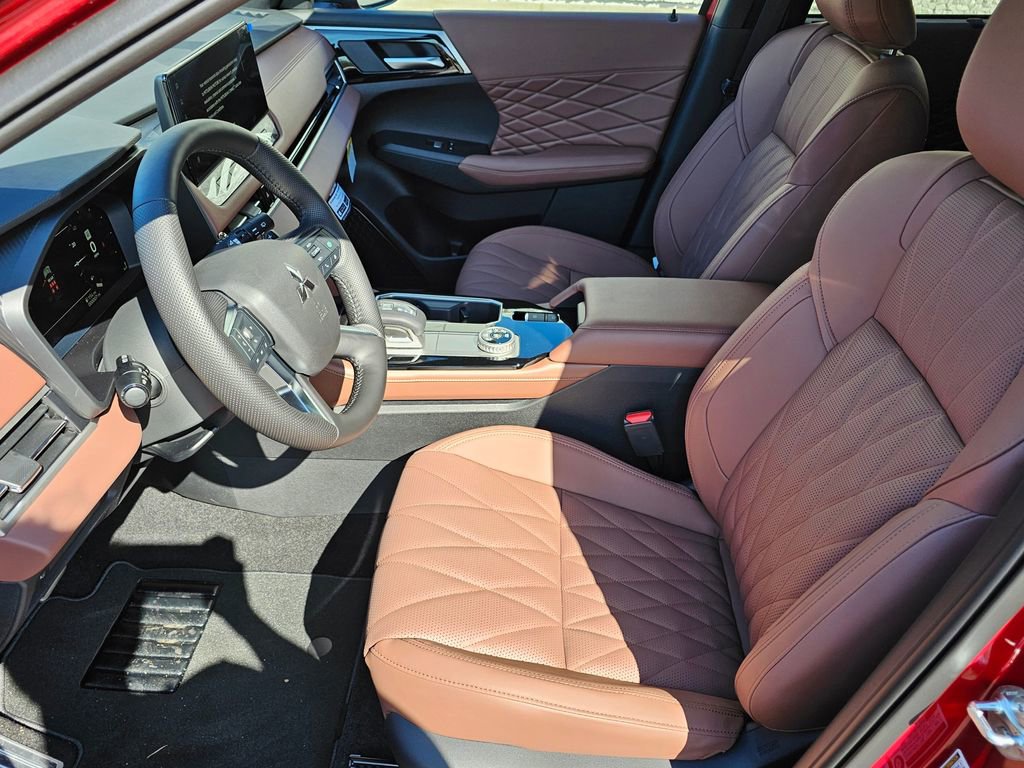 New 2025 Mitsubishi Outlander SEL image 7