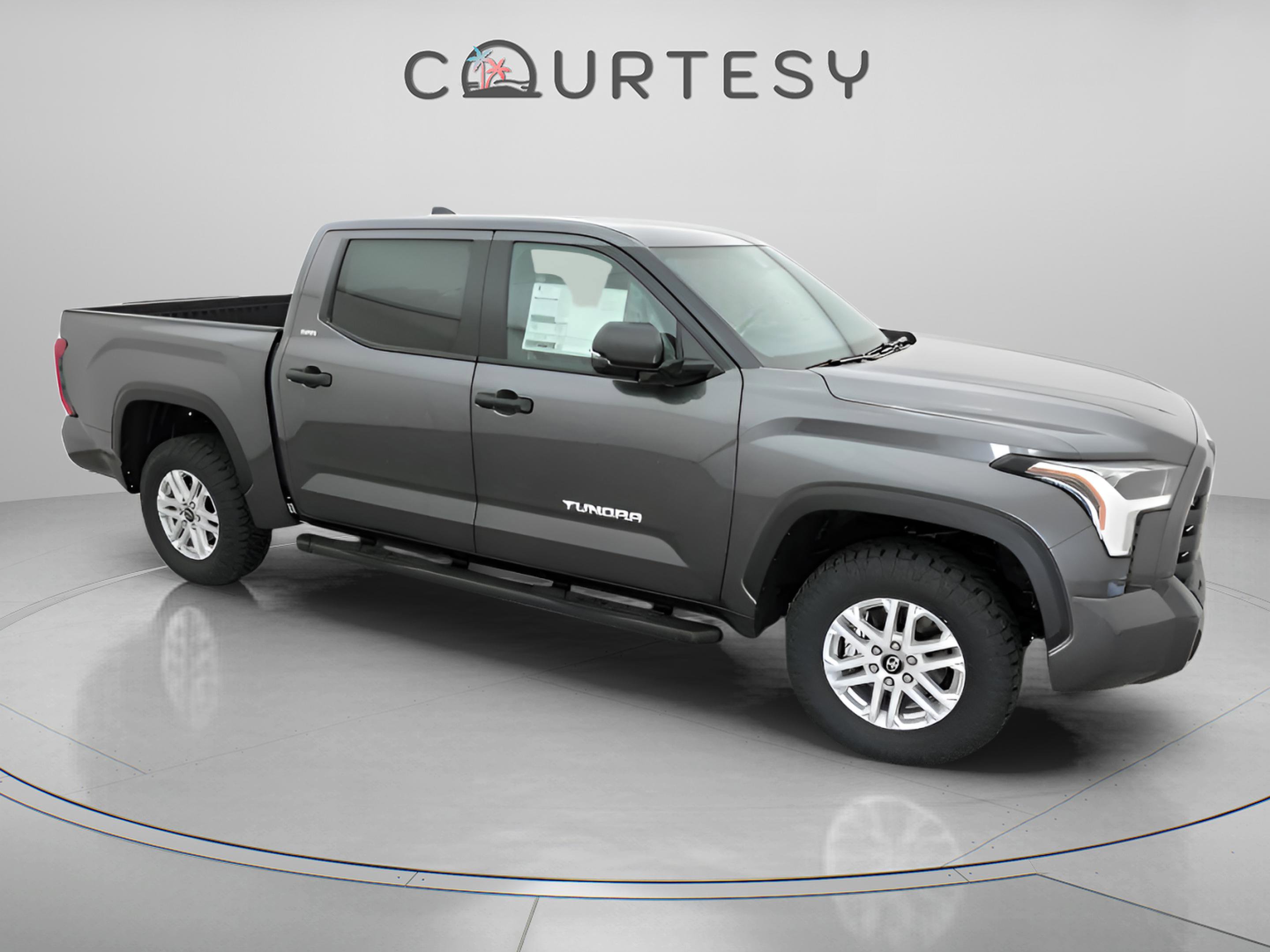New 2025 Toyota Tundra SR5 w/ SR5 Convenience Package AWD/4WD image 32