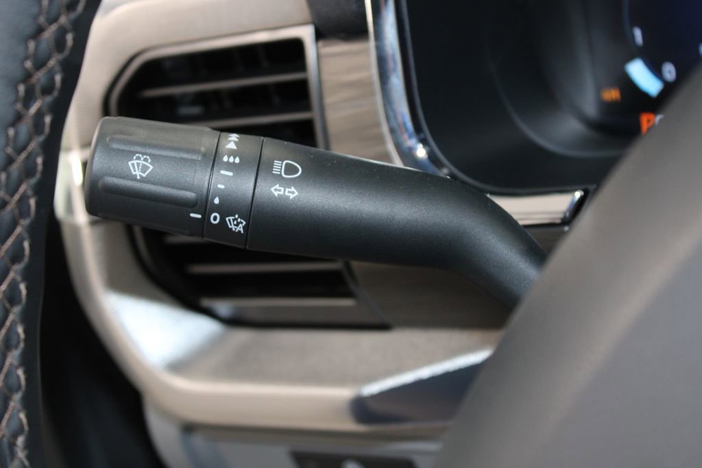 New 2025 Ford F150 Lariat w/ Equipment Group 501A Mid image 39