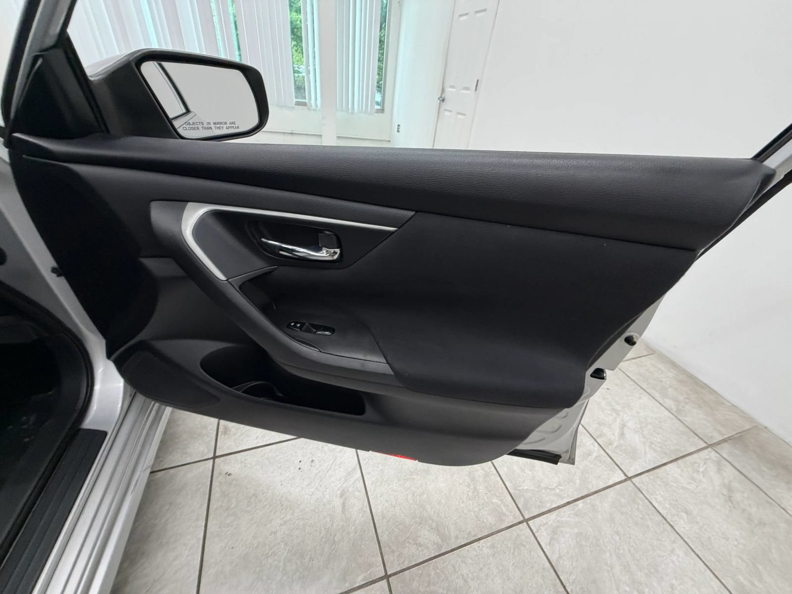 Used 2015 Nissan Altima 2.5 S w/ Power Driver Seat Package FWD image 15