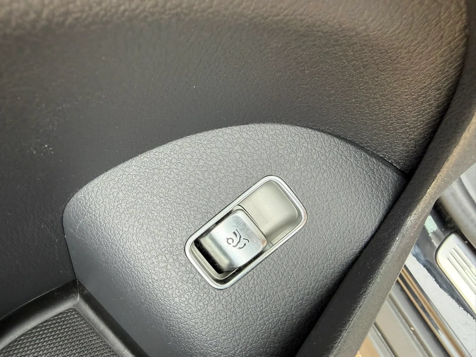 Used 2020 Mercedes-Benz GLE 350 4MATIC image 19
