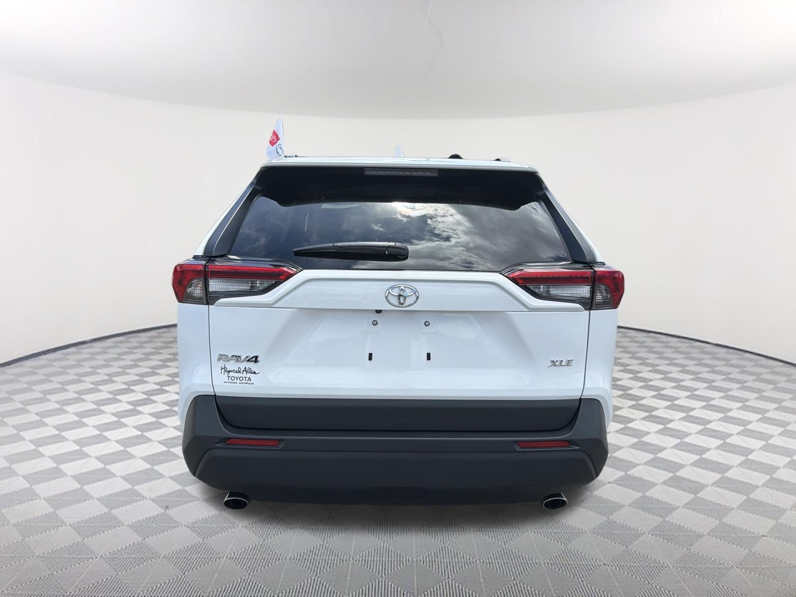 Certified 2024 Toyota RAV4 XLE FWD image 16