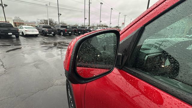 Used 2025 Toyota Tacoma TRD Sport AWD/4WD image 40